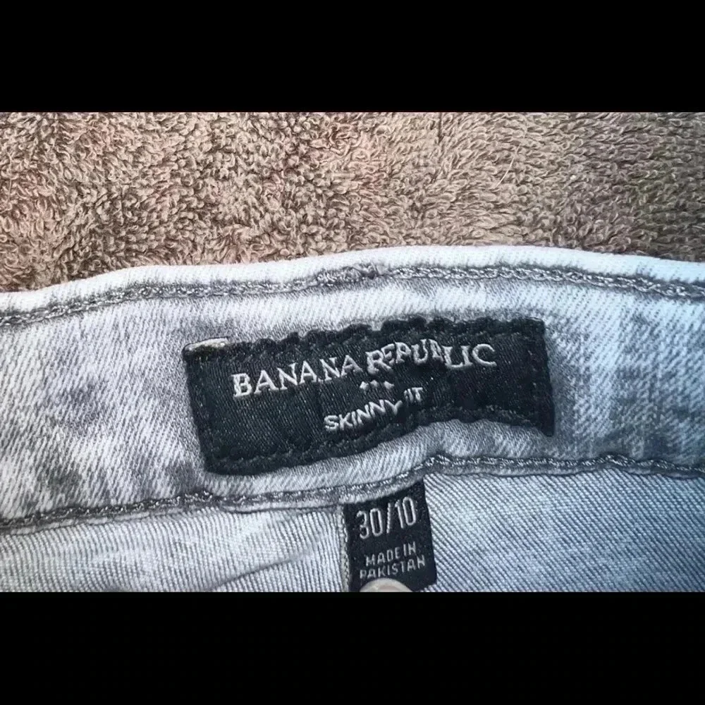Banana Republic super nice